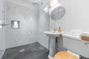 Upper Valley Barns - Six Bedroom Villa, Sleeps 14 - Image 3