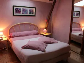 Charming Cottage with Wi-Fi, Baby Gear, and Terrace near Owners' Home - Image 5