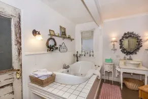 Binky's Summer Afternoon Studio Bedroom Cottage by RedAwning - Image 3