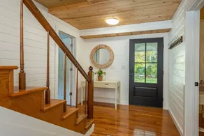 Riverlanding 4 bdrm home River and Mountain Views - Image 2