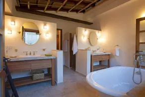 A truly unique and spectacular Greek hideaway! - Image 3