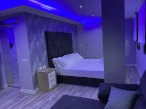 Premium Silver - Image 2