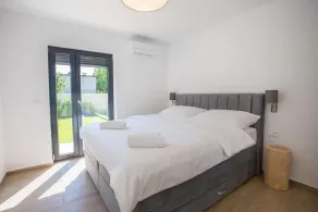 Villa con piscina e barbecue - Image 3