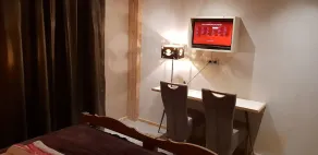 Komfortabel lejlighed i en kontrastfuld indretning mellem modernitet og tradition. - Image 4