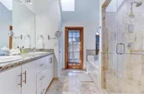 Just steps to the beach, sleeps 16, Golf cart, Dolphin Beach House huge pool! - Image 5