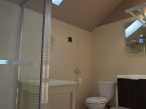 Family Suite with 2 Bedrooms, Outdoor Activities & Secure Parking - Image 5