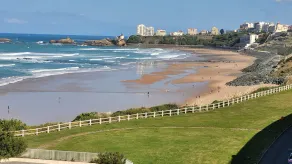 BIARRITZ_FACE MER_GD APPT T3_STANDING_PLAGES_PISCINE_TENNIS - Image 3