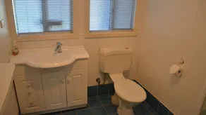 Eagle Bay Discovery Cottage - Image 3