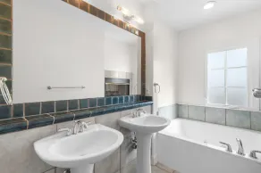 In Heart of Seaside w/ Rooftop Gulf Views Steps to Beach & Central Square - Image 4