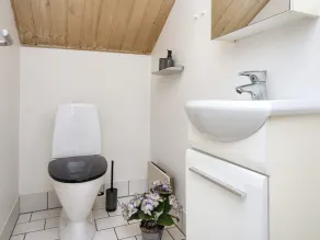 8 person holiday home in Oksbøl-By Traum - Image 5