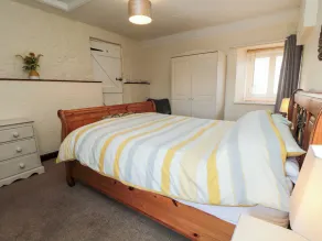 Abbey View Cottage, ROBIN HOOD’S BAY - Image 5