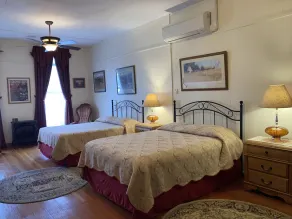 Suite Buffalo, Converted1894 Hotel histórico, vista de la calle principal con servicio diario de limpieza - Image 3