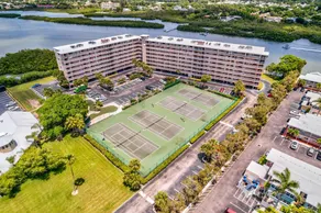 Bayshore Yacht & Tennis 314 - Image 5