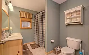 Private 5 acres -  View - Walk to Lake - Image 3