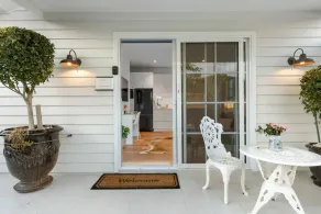 Guest House in Toowoon Bay - Image 5