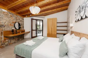 Eumelia Iconic Villa, with Heated Pool & Whirlpool, By ThinkVilla - Image 4
