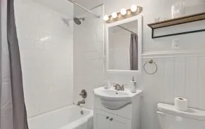 New Listing Heyburn Street Haven, Clean Central TF - Image 2