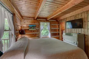 Hidden Creek Cabin - Image 3