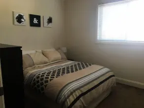 Travers Street Apartment - Image 4