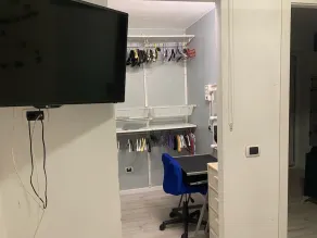 Apartment in villa with private garden - Image 2
