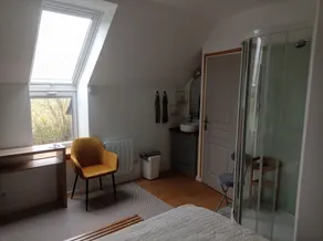 Detached room in the countryside, access close to N164 - Image 3