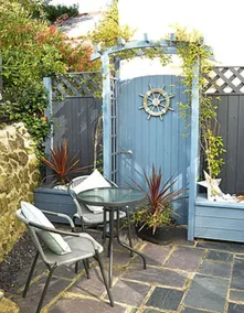 Beautiful Beach Front Cottage - Image 5