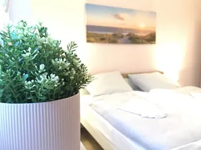 Ferienhaus für 12 P. mit Sauna & Ofen, Direkt am Wasser - 2 Haushälften - Image 4