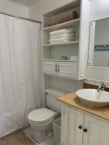 Brackish Villa - Entire Home for the Whole Fam - Image 2