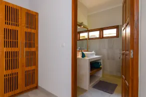 Villa Emerald - Beachfront New Build Villa - Image 2