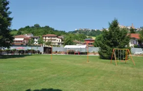 Hyggelig lejlighed i Cisterna d'Asti, Italien med sauna - Image 2