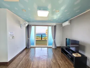 The Haus - Image 2