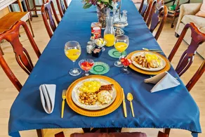 The entire bed and breakfast inn - Image 3