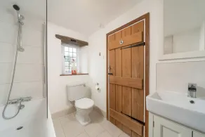 Wonderful Grade II Cotswold Stone Cottage in Perfect Location - Image 3
