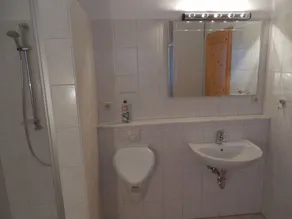 Cottage in legno accogliente con Wi-Fi e atmosfera piacevole - Image 2