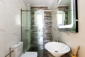 Harmony Villa - détendez-vous sur votre propre plage privée! Intimité totale! Proche des commerces! - Image 4