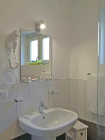 Collinetta Margherita Bungalow-Ferienwohnung mit Pool - Image 2