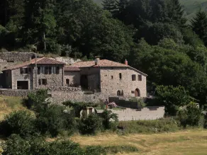 Komfortabelt hus med swimmingpool i ardèchoise bjergene - Image 4