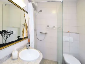 Charm med mysig komfort - Image 3