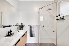 Eton House, Brand new house that you will not want to leave! - Image 3
