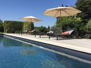 CHARMING BED AND BREAKFASTS IN PROVENCE IN THE HEART OF THE VINEYARDS - Image 4