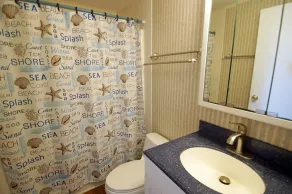 OCEANFRONT CONDO!  Zwei Schlafzimmer, 1. 5 Bäder, Oceanfront Gazebo und Sonnendecks! - Image 3