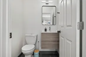 Spacious 8BR Home with AC & Parking - Image 5