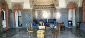 suite in a XVIIIe palace - Image 3