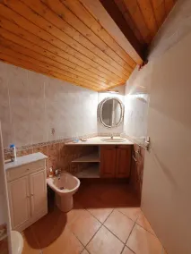 Beautiful villa with swimming pool, fronton and mini-tennis in a residential area - Image 4