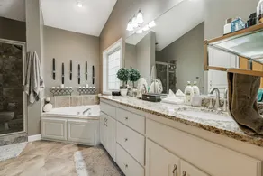 Maple Grove Retreat - Image 4