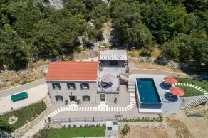 Traumvilla in der Natur, mit großem privaten Garten, Meerblick, Swimmingpool.. - Image 3