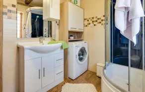 Gorgeous home in Duga Resa with WiFi - Image 4