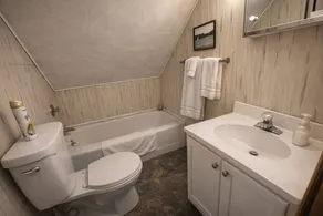 Sunset Beach Chalet W / Udendørs Hot Tub på Lake Arrowhead! Kajakker, Wi-Fi, Pool! - Image 4