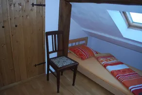 Del af en gammel herregård med en stor svømmedam ved grænsetrekanten B, NL, D - Image 5