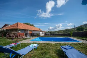 Transylvanian Cottage with Private Swimming Pool - Image 5